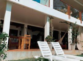 科仪芭之家酒店，位于圣卡塔利娜岛的海滩酒店