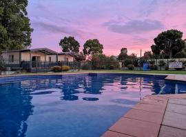 BIG4 Tasman Holiday Parks - Bendigo，位于本迪戈的酒店