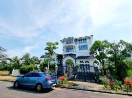 Promotion summer vacation, Ocean Villa Nha Trang 600m2 with 7 Bedrooms, Karaoke, BBQ，位于芽庄的酒店