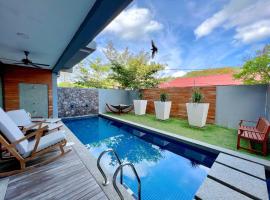 Merissa Luxury Villa - Private Pool Langkawi，位于珍南海滩的酒店