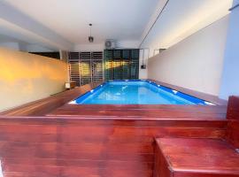 Sulong Inn - Private Pool Homestay in Kuantan, Pantai Sepat，位于关丹的酒店