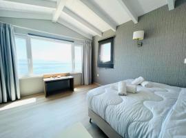 Green Horizon 3 BR House with Sea View，位于贝尼蔡斯的酒店