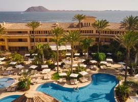 Secrets Bahía Real Resort & Spa Adults only，位于科拉雷侯的酒店