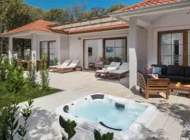 Luxury Glamping Bay Villas Porto Bus