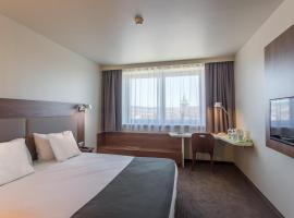 B&B Hotel Nowy Targ Centrum，位于新塔尔格的酒店