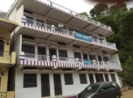 Hotel Amisha，位于Gupta Kāshi的酒店