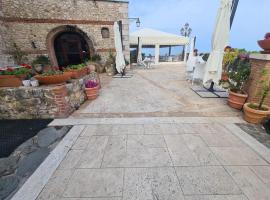 The Life，位于Marcellina的酒店