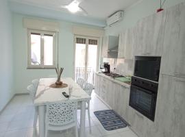 Ludovica's House，位于贾迪尼-纳克索斯的自助式住宿