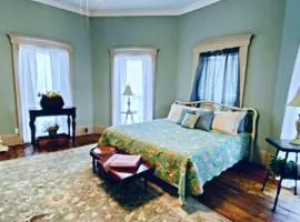 Nashville Suite 2