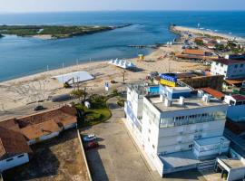 Hotel Bandeirantes da Barra，位于南巴尔内阿里奥的酒店