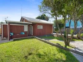 Seaside Chalet Papamoa