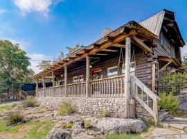 Skyband Cabin，位于峡谷湖的酒店