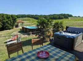 Maison isolée avec piscine privée et spa, Charente - FR-1-653-4