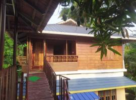 Mundromocktail Tourist Home，位于Sāsthānkotta的酒店