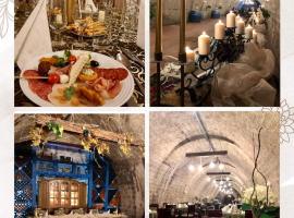 Imperial Golden Ray Resort by UTM，位于Păuliş的酒店