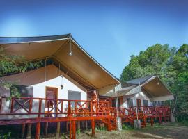 马拉休闲野营豪华帐篷，位于塔勒克的山林小屋