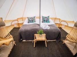 Tahlo Luxury Tent Glamping，位于Mutala的豪华帐篷
