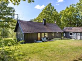 Holiday Home Ängasjö by Interhome，位于Östra Frölunda的酒店