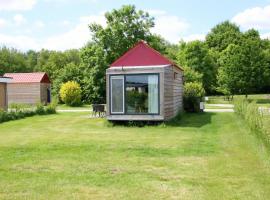 Tiny Cottage op Camping "De stal"，位于Drijber的酒店