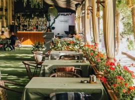 Grand Hotel Baku Central Park，位于巴库的酒店