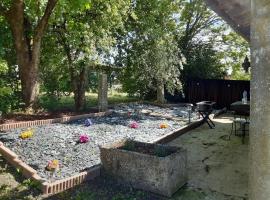 Petite location agréable et tranquille，位于Bovée-sur-Barboure的酒店