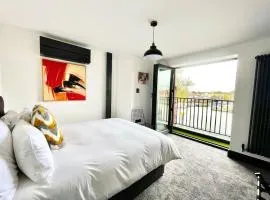 Duplex Apartment Harbourside city centre