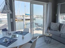 Marina degli Estensi Floating Resort，位于里杜德里伊斯坦西的酒店