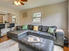 Greensboro Vacation Rental 2 Mi to Downtown!，位于格林斯伯勒的酒店