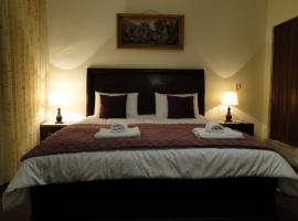 ( b&b ) Gadara rent room，位于乌姆盖斯哈马特加德尔泉附近的酒店