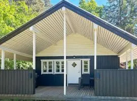 6 person holiday home in Glesborg-By Traum