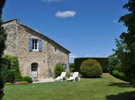 Country House in Lussan near Pont du Gard