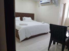 CNR Residency, Madanapalle，位于Madanapalle的酒店