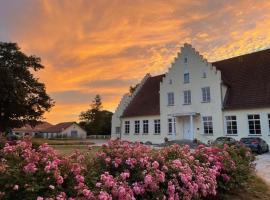 Boutiquehotel Gut Tribbevitz auf Rügen，位于Neuenkirchen auf Rugen的酒店