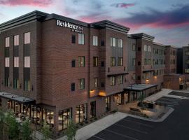 Residence Inn by Marriott Bozeman Downtown，位于博兹曼Alpine附近的酒店