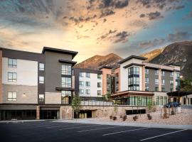 Courtyard by Marriott Salt Lake City Cottonwood，位于Cottonwood Heights的酒店
