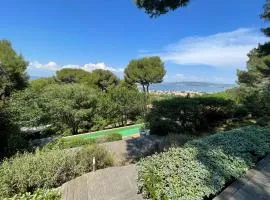 Sète, Belle maison dans la pinède - piscine et vue