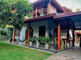 Serendip Villa Holiday Home Talalla Sri Lanka，位于南塔拉拉的酒店