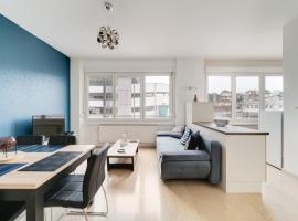 SUPERBE APPARTEMENT A UNE MINUTE A PIED DE LA GARE，位于埃皮纳勒的酒店