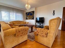 Large Duplex Penthouse - 5 Rooms - 2 Bathrooms - SeaView - Hagia Sophia，位于特拉布宗的海滩短租房