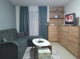 Apartmani BET Gradačac 1 Maj broj 24，位于Gradačac的酒店
