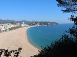 Apartaments Sala Mar，位于罗列特海岸的酒店