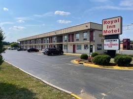 Royal Inn Motel，位于弗雷德里克斯堡的汽车旅馆