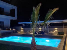 Luana Monte Apartments，位于阿默达拉-伊拉克利翁的酒店