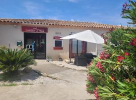 Hôtel Domaine le Milos，位于卡斯特里的酒店