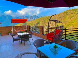 Doon Nature Valley Resort, Kempty Fall Mussoorie，位于穆索里的带停车场的酒店