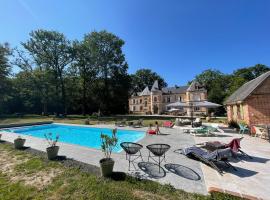 Château Les Villiers - Au cœur de la Sologne，位于Villeny的酒店
