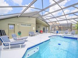 Cozy Private Home at Terra Verde Resort, South Facing Pool Spa, Near Disney, SeaWorld，位于基西米的海滩酒店