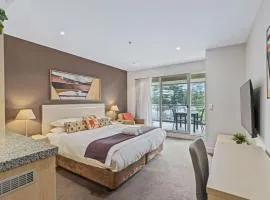 Belle Escapes - Glenelg Shores Studio