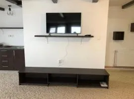 Darius Room