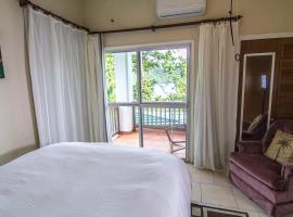The Dudek's Nest B&B，位于Ngermid的酒店